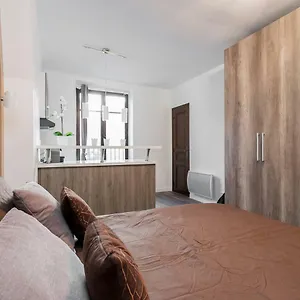 Studio Neuf Proche Tour Eiffel Apartamento