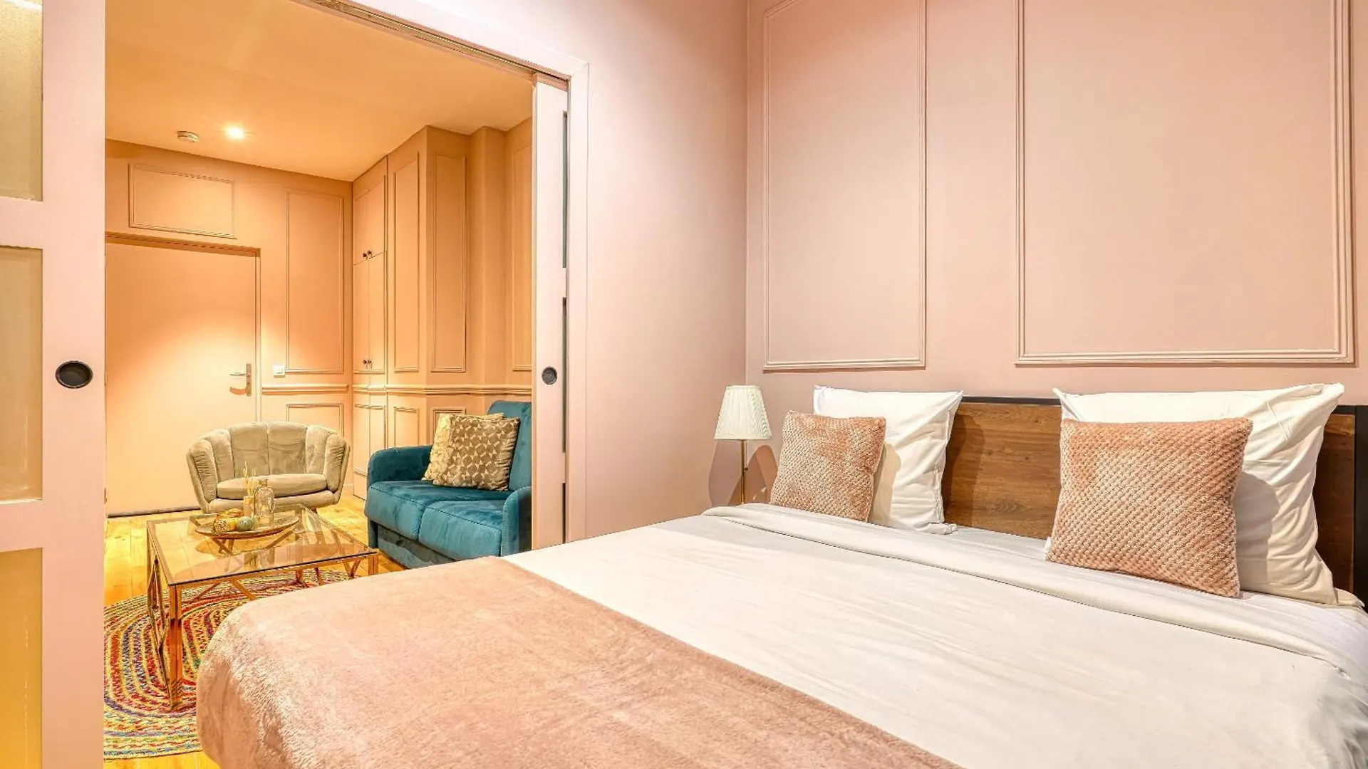 Apartment Suite Anna In Paris Republique